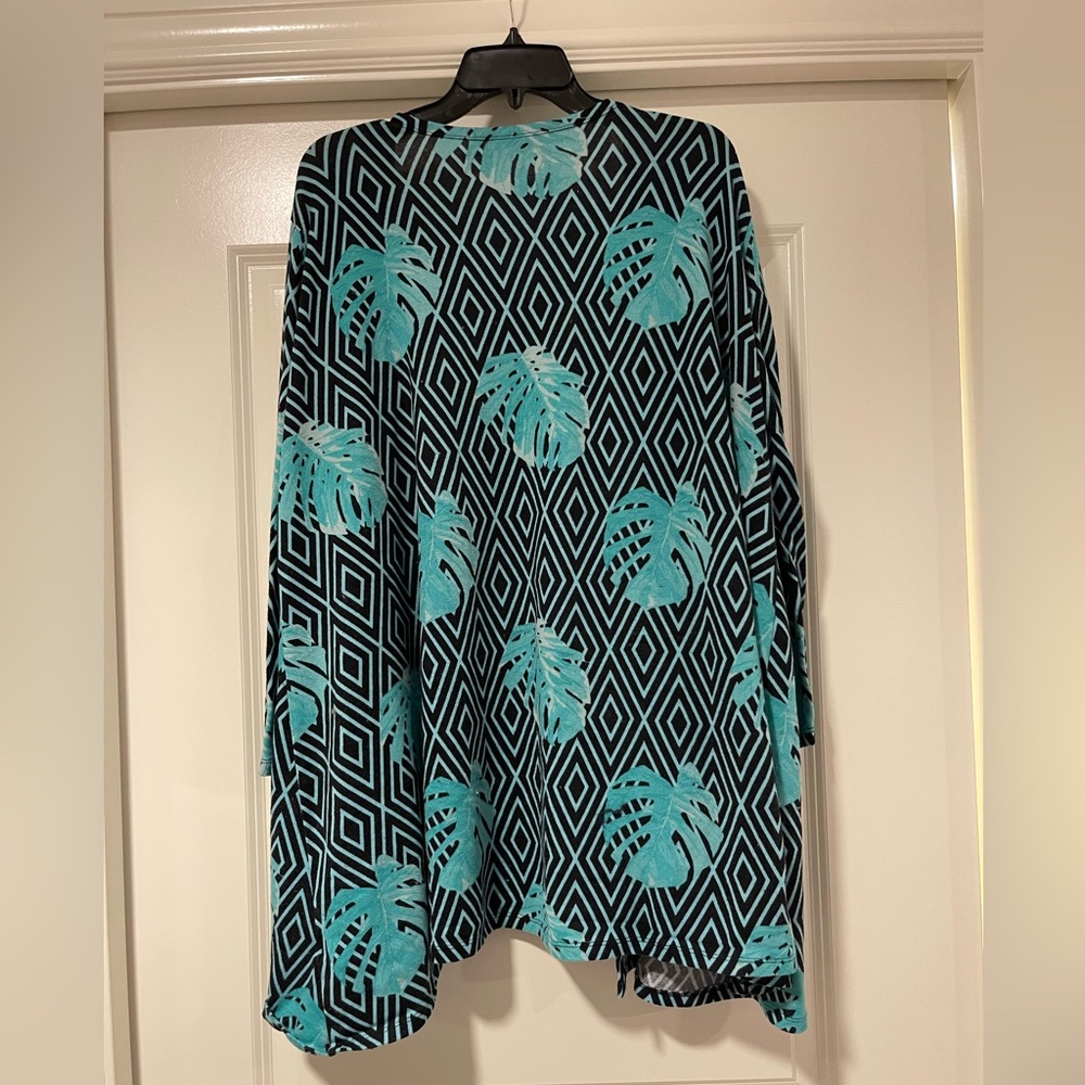 Lularoe Tropical Leaf Caroline XL - Picture 2 of 6
